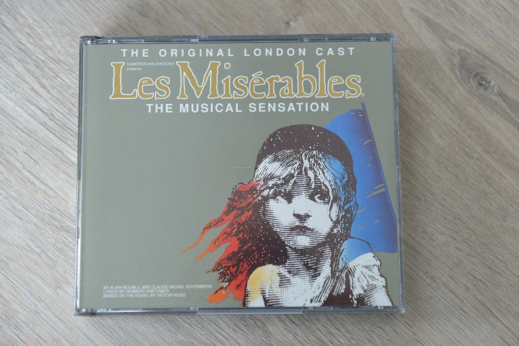THE ORIGINAL LONDON CAST = LES MISERABLES 2CDbox, Verzenden, Zo goed als nieuw, Boxset