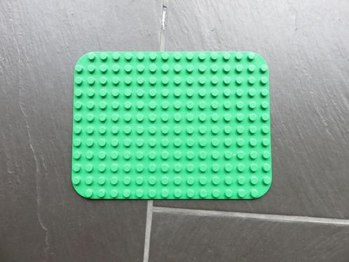 Duplo grondplaat groen met 16x12noppen., Kinderen en Baby's, Speelgoed | Duplo en Lego, Zo goed als nieuw, Duplo, Ophalen of Verzenden
