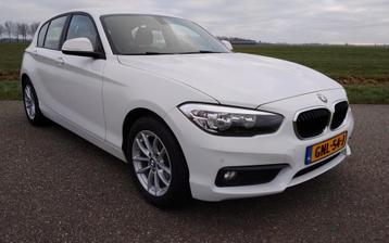 BMW 1er 118i Advantage 2017 Pdc Stoelverwarming Cruise Contr beschikbaar voor biedingen