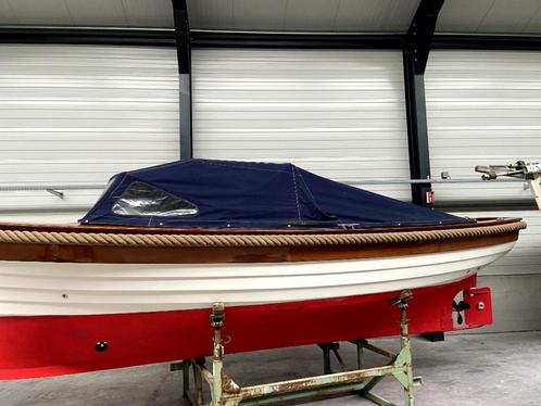 Klassieke sloep, Watersport en Boten, Sloepen, Gebruikt, 10 tot 30 pk, 6 meter of meer, Binnenboordmotor, Diesel, Polyester, Ophalen