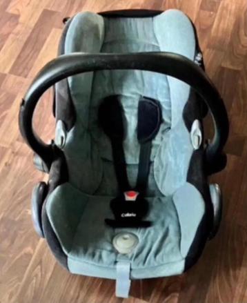 Maxi Cosi autostoel + div accessoires + 2x adapters  beschikbaar voor biedingen