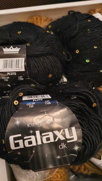 3x 50gr à €3,50 Galaxy zwart met palletjes garen beschikbaar voor biedingen