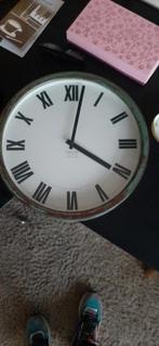 Klok, Ophalen of Verzenden, Gebruikt, Analoog, Wandklok