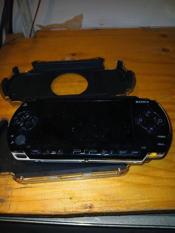 Zwarte Sony PSP 3000 - Goede Conditie, Spelcomputers en Games, Spelcomputers | Sony PSP, Gebruikt, PSP 3000, Zwart, Ophalen of Verzenden