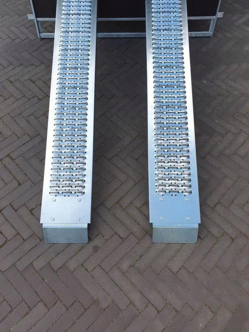 Oprijplaten vaste en opvouwbare totaal 180 cm, Auto diversen, Aanhangwagen-onderdelen, Nieuw, Ophalen of Verzenden