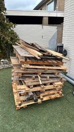 Stapel hout. Gratis af te halen!, Doe-het-zelf en Verbouw, Hout en Planken, Ophalen of Verzenden, Zo goed als nieuw, 50 mm of meer