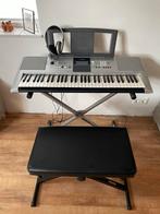 Yamaha Keyboard PSR E323 + Standaard + Bank, Muziek en Instrumenten, Yamaha, Ophalen of Verzenden, Aanslaggevoelig, 61 toetsen