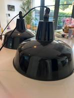 Industriële Bauhaus Hanglampen zwart (prijs voor 2), Huis en Inrichting, Lampen | Hanglampen, Ophalen of Verzenden, Gebruikt, Metaal