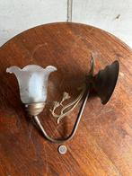 Sierlijke wandlamp in art nouveau-stijl – matglas, Huis en Inrichting, Lampen | Wandlampen, Ophalen of Verzenden, Zo goed als nieuw