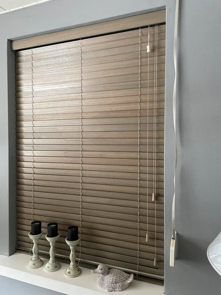 Jasno houten jaloezie, Huis en Inrichting, Stoffering | Gordijnen en Lamellen, Zo goed als nieuw, 150 tot 200 cm, Ophalen