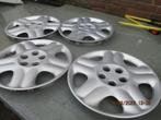 4 stuks wieldop Toyota Avensis T 22, Auto-onderdelen, Carrosserie en Plaatwerk, Spatbord, Gebruikt, Ophalen of Verzenden, Toyota