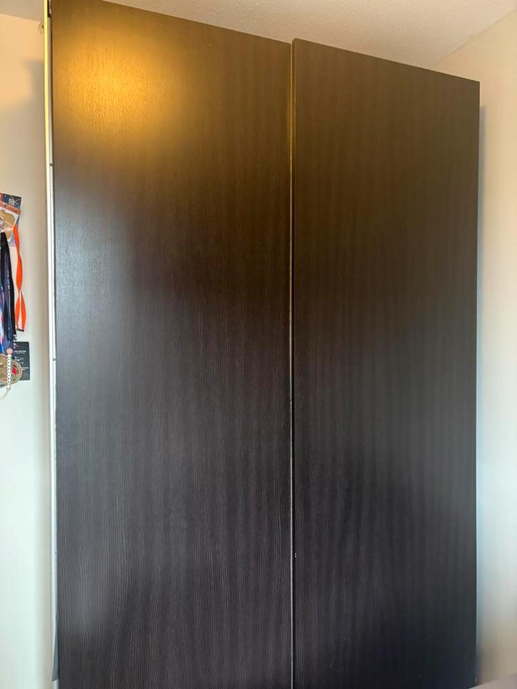 IKEA kast bruin groot, Huis en Inrichting, Kasten | Kledingkasten, Gebruikt, 200 cm of meer, 25 tot 50 cm, Ophalen of Verzenden