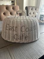 Riviera maison rattan cloche east coast coffee, Mand, Ophalen of Verzenden, Zo goed als nieuw, Riet