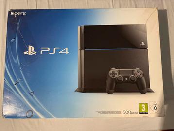 PlayStation 4, 500GB, 2 controllers, 4 games beschikbaar voor biedingen