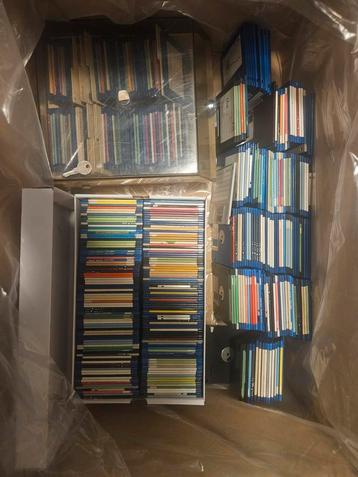 Doos vol met floppies voor amiga 500 beschikbaar voor biedingen