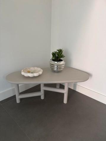 Beige Salontafel - Stijlvol & Tijdloos beschikbaar voor biedingen