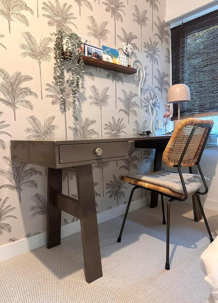 Sidetable/ bureau/ haltafel  van vt wonen, Huis en Inrichting, Bureaus, Gebruikt, Ophalen