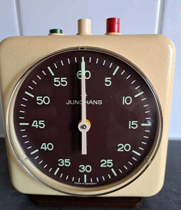 Junghans doka timer beschikbaar voor biedingen