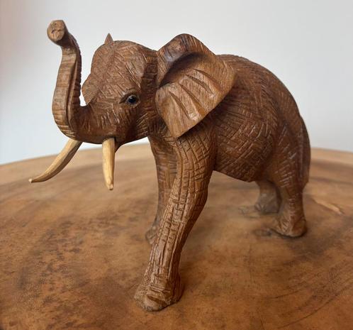Handgemaakte Suar-Houten olifant - mini - slurf omhoog, Antiek en Kunst, Kunst | Beelden en Houtsnijwerken, Ophalen of Verzenden