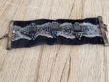 Prachtige Vintage Art Deco Armband Fluweel Koper Stenen Kant beschikbaar voor biedingen