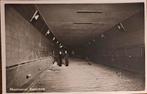 Rotterdam-Maastunnel-westelijke buis -in plafond zuigspleten, Verzamelen, Ophalen of Verzenden, 1940 tot 1960, Ongelopen, Zuid-Holland