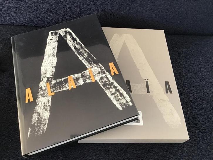 Azzedine Alaïa,( ophalen of verzenden), Boeken, Mode, Zo goed als nieuw, Mode algemeen, Ophalen