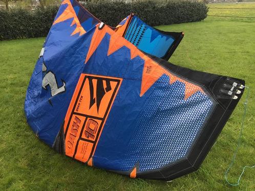 Kite Naish Dash 10 m S 25 / 2021, Watersport en Boten, Kitesurfen, Zo goed als nieuw, Kite, 10 m², Ophalen of Verzenden