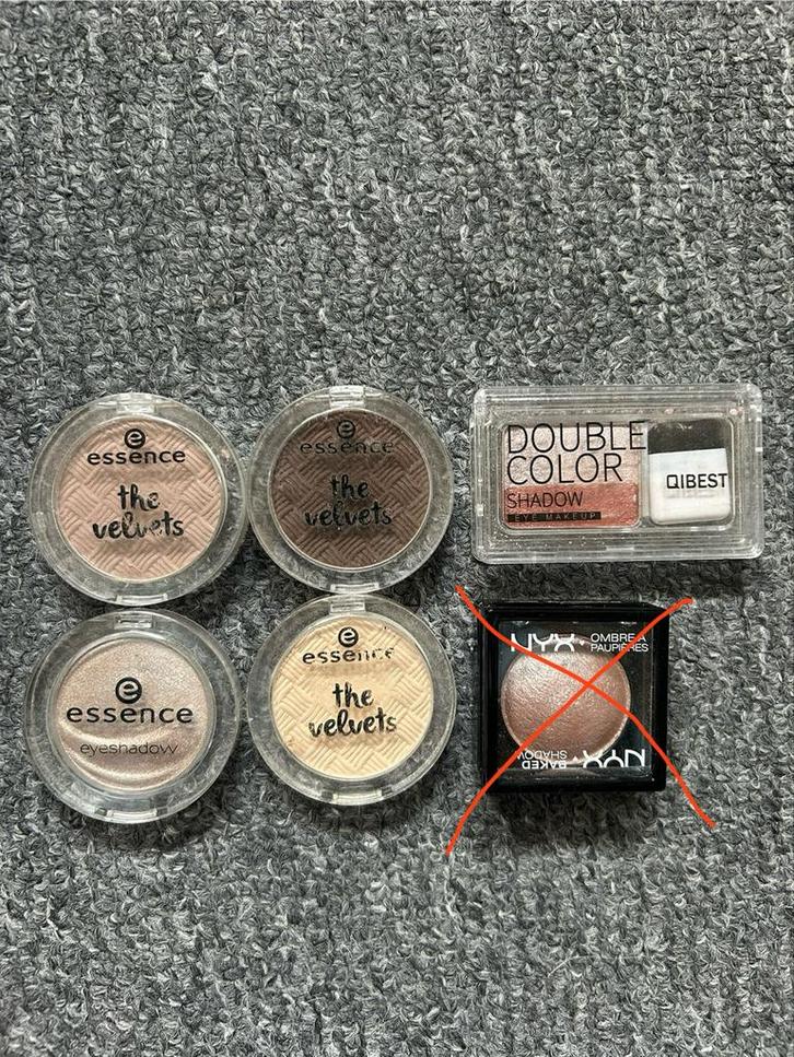 Oogschaduw Set - Essence & Qibest, Sieraden, Tassen en Uiterlijk, Uiterlijk | Cosmetica en Make-up, Gebruikt, Make-up, Ogen, Overige kleuren