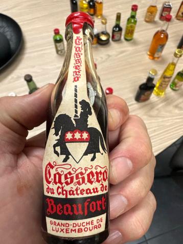 Vintage Miniatuur Flesjes Collectie - 67 stuks beschikbaar voor biedingen