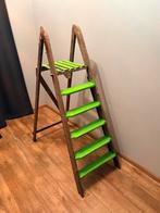 Oude houten trap - 5 treden, Doe-het-zelf en Verbouw, Ladders en Trappen, Ophalen, Gebruikt, Trap, Minder dan 2 meter