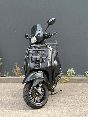 Vespa Sprint iGet 2019 NOTTE FULL OPTION ZELIONI LED beschikbaar voor biedingen