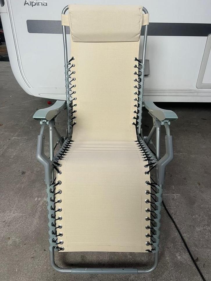 Campingstoel - Stevig en Netjes, Tuin en Terras, Ligbedden, Zo goed als nieuw, Inklapbaar, Verstelbaar, Ophalen of Verzenden