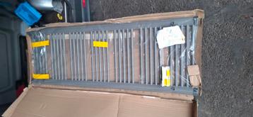 Design radiator,  grijs, NIEUW!!!! beschikbaar voor biedingen