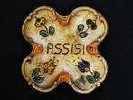 Uniek handvervaardigd vide poche schaaltje opschrift Assisi, Antiek en Kunst, Antiek | Religie, Ophalen of Verzenden