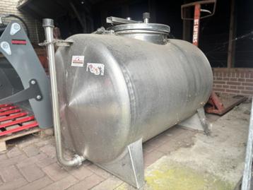 Roestvrij staal SPAR melktank van 600 liter beschikbaar voor biedingen