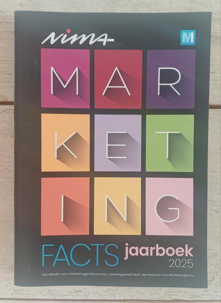 NIMA Marketingfacts jaarboek 2025, Boeken, Studieboeken en Cursussen, Zo goed als nieuw, Overige niveaus, Ophalen of Verzenden