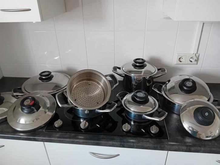 Diverse AMC Pannen - Complete Set, Huis en Inrichting, Keuken | Potten en Pannen, Ophalen