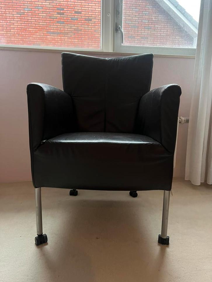 6 eetkamerstoelen op wieltjes donkerbruin leer te koop!, Huis en Inrichting, Stoelen, Gebruikt, Vijf, Zes of meer stoelen, Leer
