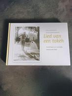 Lied van een tokèh - Verhalen uit Nederlands-Indië, Ophalen of Verzenden, Zo goed als nieuw, Tjaal Ackerlın, Rick Schoonenberg