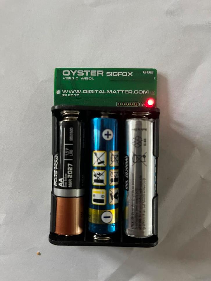 Oyster sigfox gps tracker, Sieraden, Tassen en Uiterlijk, Activity trackers, Zo goed als nieuw, Android, Zwart, Ophalen of Verzenden