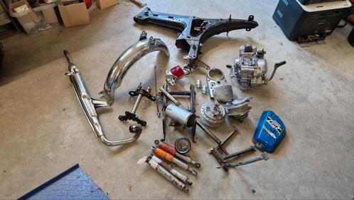 Yamaha Fs1 frame met 5 bak, Fietsen en Brommers, Brommeronderdelen | Oldtimers, Gebruikt, Yamaha, Frame, Ophalen