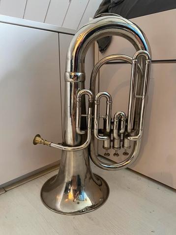 Euphonium/tube beschikbaar voor biedingen