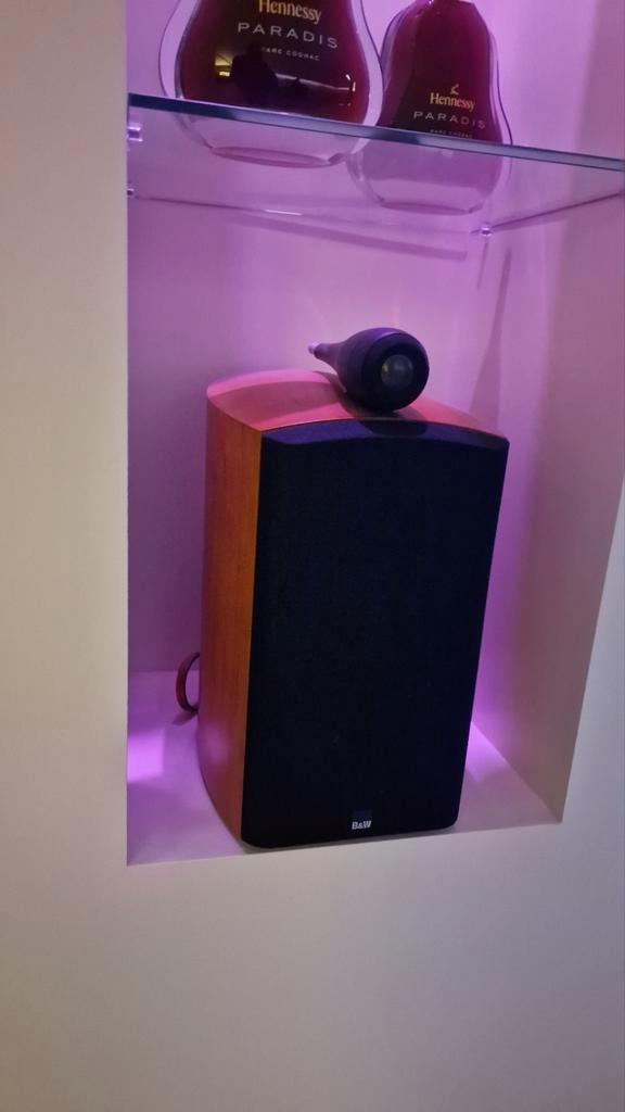 Bowers & Wilkins Nautilus 805 Speakers, Audio, Tv en Foto, Luidsprekers, Front, Rear of Stereo speakers, 120 watt of meer, Bowers & Wilkins (B&W)