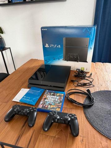 Playstation 4 | 2 Controllers | GTA 5 | Compleet! beschikbaar voor biedingen