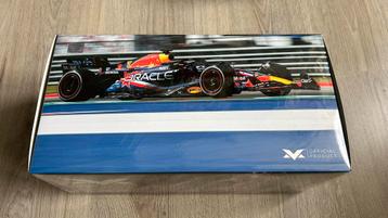 Minichamps 1/18 Red Bull Verstappen RB19 Austin GP 2023 beschikbaar voor biedingen