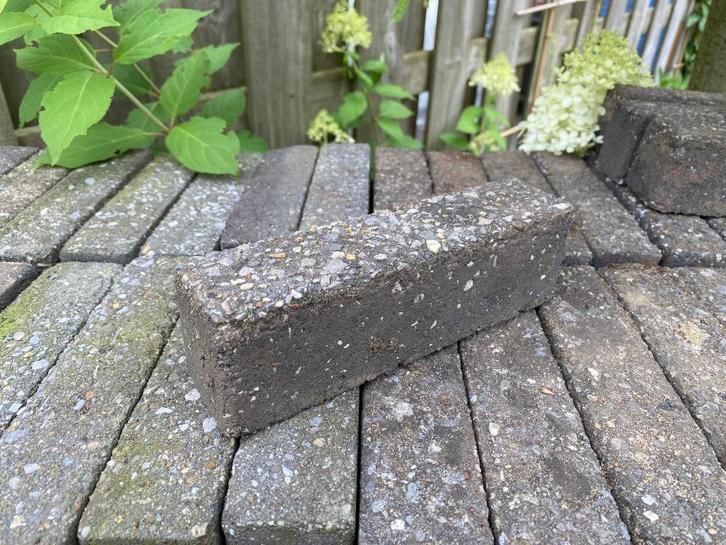 6,5m² klinkers grijs 20x5x6 - Gratis af te halen, Tuin en Terras, Tegels en Klinkers, Gebruikt, Klinkers, Beton, 5 tot 10 m², Ophalen