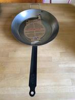de Buyer Lyonnaiserpan 40 cm Carbone Plus - plaatstaal onbeh, Huis en Inrichting, Keuken | Potten en Pannen, Ophalen, Overige materialen