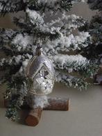 Oud zilver huisje kerstbal, Diversen, Kerst, Ophalen of Verzenden, Gebruikt