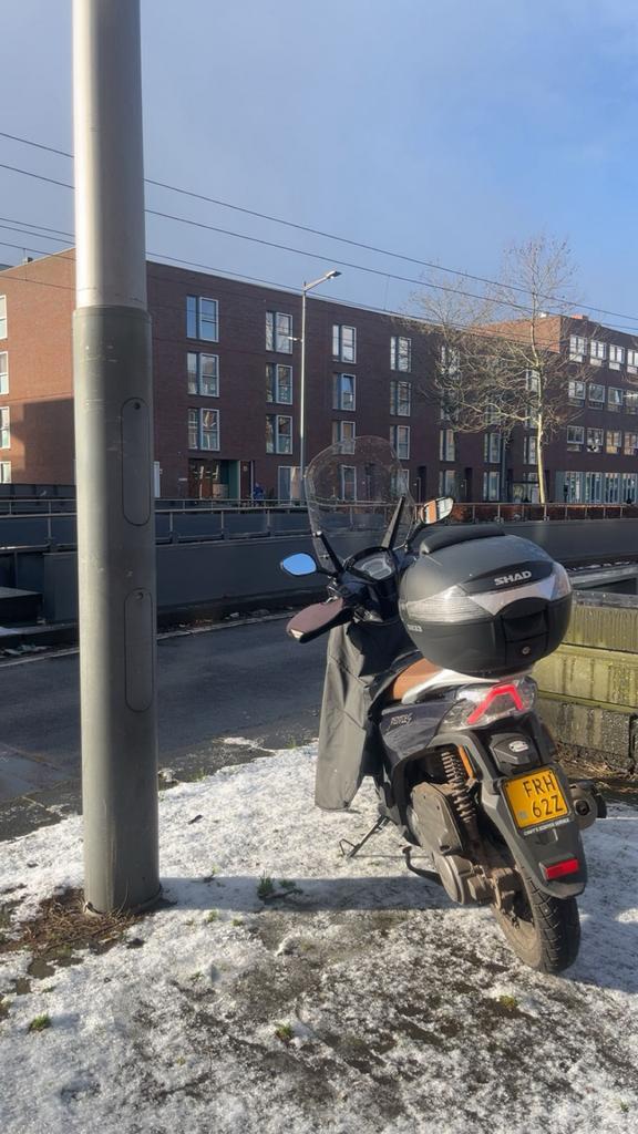 Kymco people s, Fietsen en Brommers, Brommers | Crossbrommers, Zo goed als nieuw, Suzuki, Ophalen of Verzenden