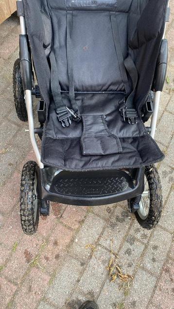 Gebruikte Kinderwagen met Luchtbanden beschikbaar voor biedingen
